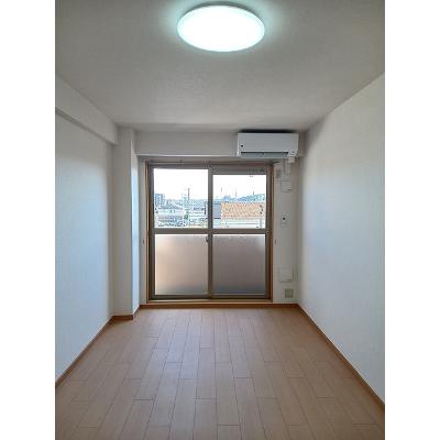 エーデル・モーデ 303【管理NO：1-012838501-03030】 ★家具家電は申し込み後に搬入しますの物件画像