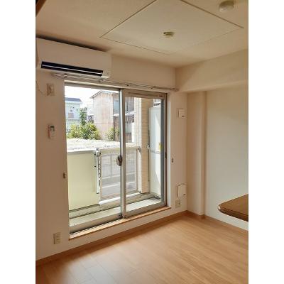 エクシブ 101【管理NO：1-012487201-01010】 ★家具家電は申し込み後に搬入します★の物件画像