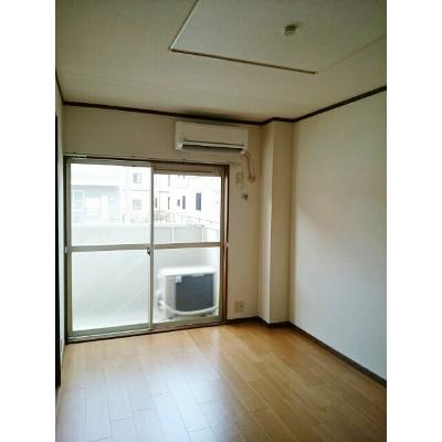 ファミールアイⅠ 102【管理NO：1-009595101-01020】 ★家具家電は申し込み後に搬入しますの物件画像