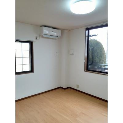 エバーグリーン森 101【管理NO：1-007488601-01010】 ★家具家電は申し込み後に搬入しますの物件画像