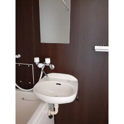 エバーグリーン森 101【管理NO：1-007488601-01010】 ★家具家電は申し込み後に搬入しますの物件画像