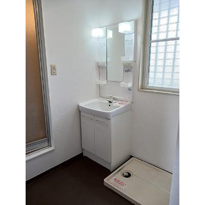 アーバンシー 2A【管理NO：1-004205201-02010】 ★家具家電は申し込み後に搬入しますの物件画像
