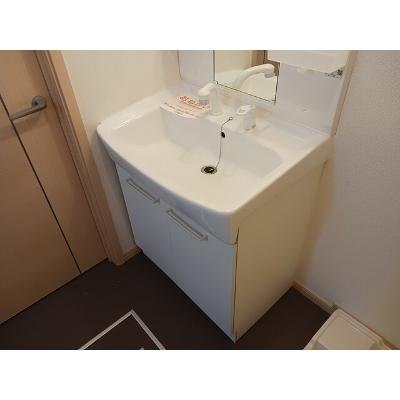 コモド・ジャルダン 202【管理NO：1-016568801-02020】 ★家具家電は申し込み後に搬入しますの物件画像