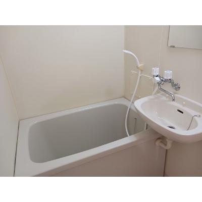 サクセスタウン岸岡　Ｂ 2-C【管理NO：1-099113501-02030】 ★家具家電は申し込み後に搬入しますの物件画像