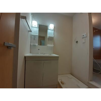 コッティ・テカルズ 103【管理NO：1-021681501-01030】 ★家具家電は申し込み後に搬入しますの物件画像