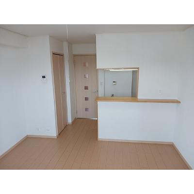 ブリリアント寺家 201【管理NO：1-015808901-02010】 ★家具家電は申し込み後に搬入しますの物件画像