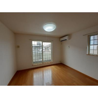 マリーアプローズ 203【管理NO：1-013521501-02030】 ★家具家電は申し込み後に搬入しますの物件画像