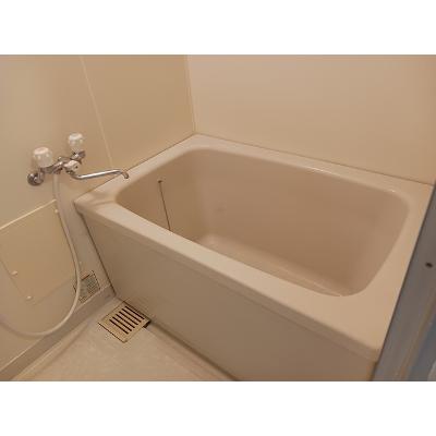 ハミングバートⅡ 2-A【管理NO：1-003889501-02010】 ★家具家電は申し込み後に搬入します★の物件画像