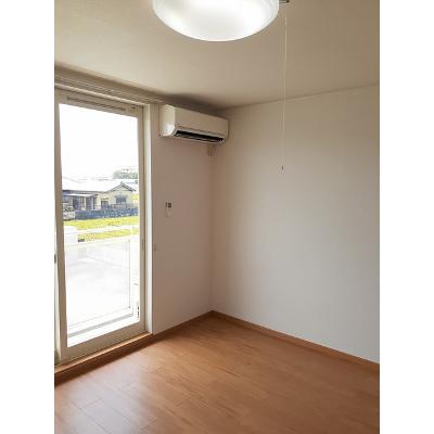 プティ・シャトー　Ｂ棟 201【管理NO：1-013622102-02010】 ★家具家電は申し込み後に搬入します 2026年08月中旬入居可能の物件画像