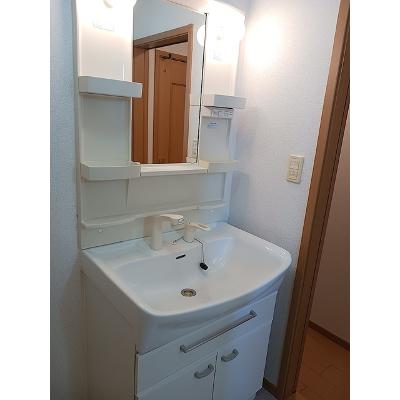 Ｉ：ＫＭ２　Ｂ棟 202【管理NO：1-015143102-02020】 ★家具家電は申し込み後に搬入しますの物件画像