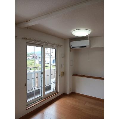 グロワール 202【管理NO：1-014510601-02020】 ★家具家電は申し込み後に搬入します★の物件画像