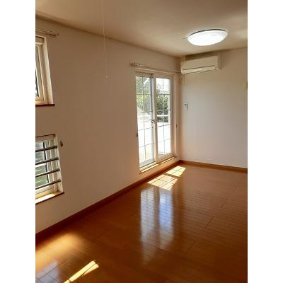 アップルン 201【管理NO：1-014353101-02010】 ★家具家電は申し込み後に搬入します 2026年09月中旬入居可能の物件画像