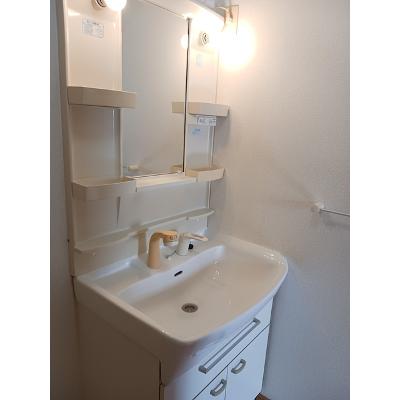 クラージュ　Ｅ棟 201【管理NO：1-014013802-02010】 ★家具家電は申し込み後に搬入しますの物件画像