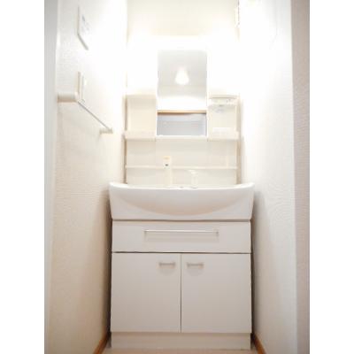 ルナピーノ 201【管理NO：1-013807501-02010】 ★家具家電は申し込み後に搬入します 2026年07月中旬入居可能の物件画像