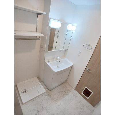 ウィズ・テール南彦根１号館 101【管理NO：1-027968901-01010】 ★家具家電は申し込み後に搬入しますの物件画像