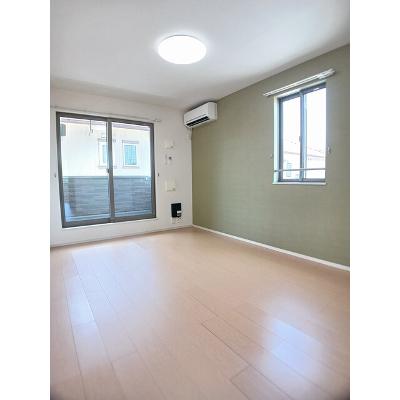 フロール南彦根 206【管理NO：1-020433901-02060】 ★家具家電は申し込み後に搬入します 2026年07月中旬入居可能の物件画像