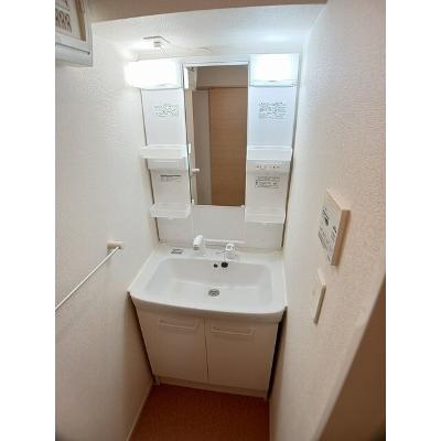 フロール南彦根 206【管理NO：1-020433901-02060】 ★家具家電は申し込み後に搬入します 2026年07月中旬入居可能の物件画像