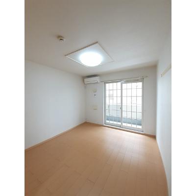 ファミリータイズⅢ 103【管理NO：1-016342701-01030】 ★家具家電は申し込み後に搬入します 2026年08月下旬入居可能の物件画像