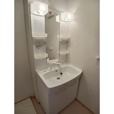 ファミリータイズⅡ 101【管理NO：1-016131502-01010】 ★家具家電は申し込み後に搬入しますの物件画像