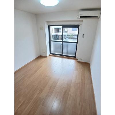 ファウンダー　オブ　ティー 105【管理NO：1-015105601-01050】 ★家具家電は申し込み後に搬入しますの物件画像