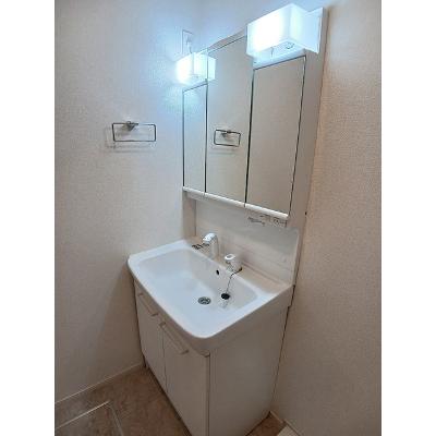 コンフォルタ東近江Ⅱ 205【管理NO：1-025510902-02040】 ★家具家電は申し込み後に搬入します★の物件画像