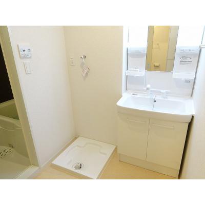 エヴァーグリーン彦根 203【管理NO：1-022266801-02030】 ★家具家電は申し込み後に搬入します 2026年08月上旬入居可能の物件画像