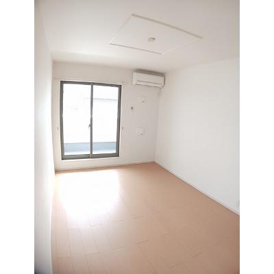 グランエスポワール 203【管理NO：1-020149601-02030】 ★家具家電は申し込み後に搬入します 2026年08月中旬入居可能の物件画像