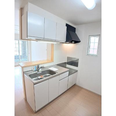 モンテ　グランデ　Ⅱ 201【管理NO：1-018920002-02010】 ★家具家電は申し込み後に搬入します★の物件画像