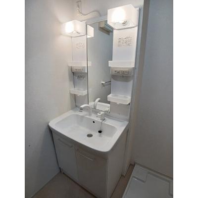 リバーサイド　レジデンス 105【管理NO：1-018231501-01050】 ★家具家電は申し込み後に搬入しますの物件画像