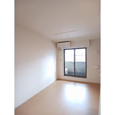 ラズベリー　コート 203【管理NO：1-021145301-02030】 ★家具家電は申し込み後に搬入します 2026年07月下旬入居可能の物件画像