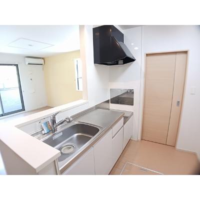カンタービレ 101【管理NO：1-020432801-01010】 ★家具家電は申し込み後に搬入します 2026年08月中旬入居可能の物件画像