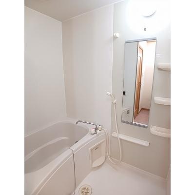 フロントパークこうかⅡ 204【管理NO：1-012573201-02040】 ★家具家電は申し込み後に搬入しますの物件画像
