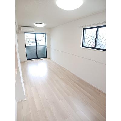 モマン　ドゥ　マノワール 101【管理NO：1-028415201-01010】 ★家具家電は申し込み後に搬入しますの物件画像