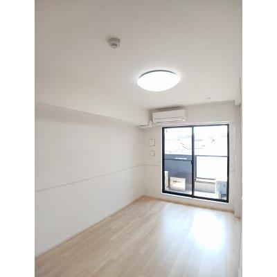 ヴェールフォンセ 303【管理NO：1-028041001-03030】 ★家具家電は申し込み後に搬入しますの物件画像