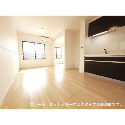 ロイヤル　エンブレム 203【管理NO：1-027839801-02030】 ★家具家電は申し込み後に搬入します 2026年09月上旬入居可能の物件画像