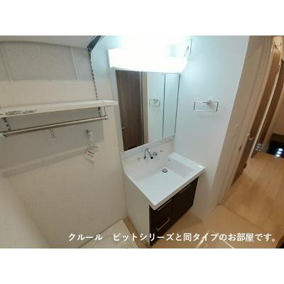 ロイヤル　エンブレム 203【管理NO：1-027839801-02030】 ★家具家電は申し込み後に搬入します 2026年09月上旬入居可能の物件画像
