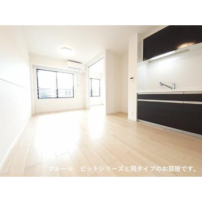ロイヤル　エンブレム 202【管理NO：1-027839801-02020】 ★家具家電は申し込み後に搬入します 2026年09月上旬入居可能の物件画像