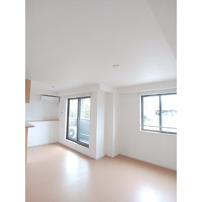 ヒールド・リヴⅠ 201【管理NO：1-020184301-02010】 ★家具家電は申し込み後に搬入しますの物件画像