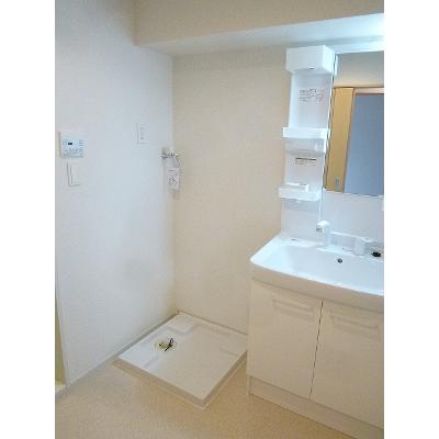 レイクりきⅡ 202【管理NO：1-018853601-02020】 ★家具家電は申し込み後に搬入しますの物件画像
