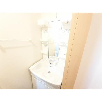 ノイ　ナリッシュ　ｂ 104【管理NO：1-017801502-01040】 ★家具家電は申し込み後に搬入しますの物件画像