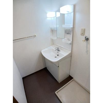 コーラルリーフ 104【管理NO：1-011163501-01040】 ★家具家電は申し込み後に搬入しますの物件画像