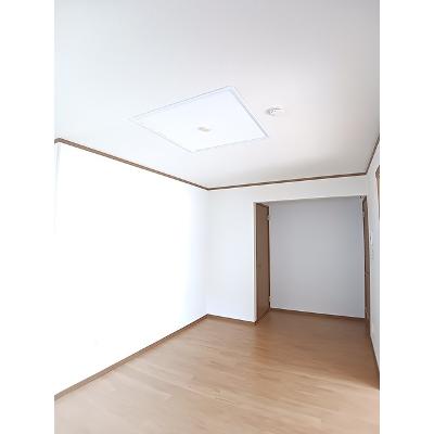 カサブランカ 101【管理NO：1-010667401-01010】 ★家具家電は申し込み後に搬入しますの物件画像