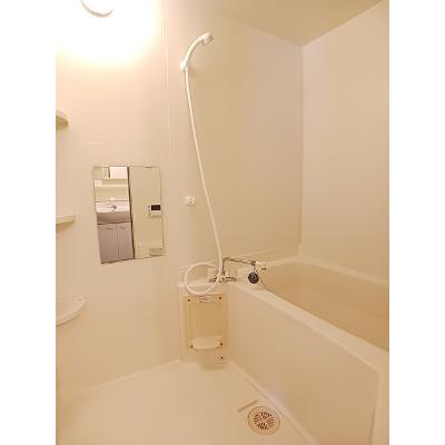 カサブランカ 101【管理NO：1-010667401-01010】 ★家具家電は申し込み後に搬入しますの物件画像