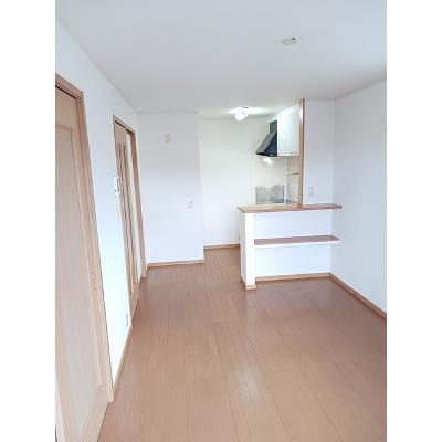 プリマヴェーラ参番館 201【管理NO：1-013869003-02010】 ★家具家電は申し込み後に搬入します★の物件画像