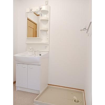 フローラリア・ドムス 203【管理NO：1-012005901-02030】 ★家具家電は申し込み後に搬入しますの物件画像