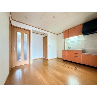 フロイライン　アミィＢ 101【管理NO：1-012335601-01010】 ★家具家電は申し込み後に搬入します★の物件画像