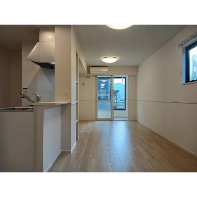 アンソレイエ高浜Ⅱ 101【管理NO：1-027633702-01010】 ★家具家電は申し込み後に搬入します 2026年08月中旬入居可能の物件画像