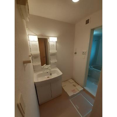 シーステージ 203【管理NO：1-017849801-02030】 ★家具家電は申し込み後に搬入します★の物件画像
