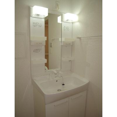 ラフレシール 205【管理NO：1-016106801-02040】 ★家具家電は申し込み後に搬入します 2026年08月上旬入居可能の物件画像