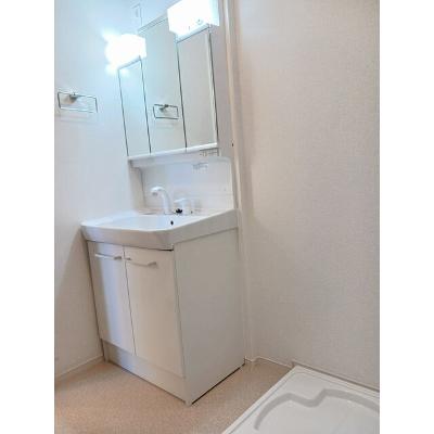 カレント綾部 207【管理NO：1-028278901-02060】 ★家具家電は申し込み後に搬入しますの物件画像